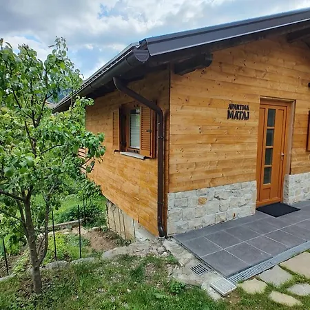 Apartma Mataj *
